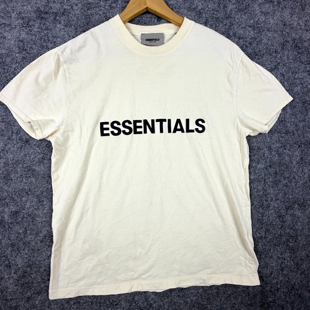 Fear of God Essentials T-Shirt Mens 2XS Cream‎ Spellout Logo Cotton Short Sleeve
